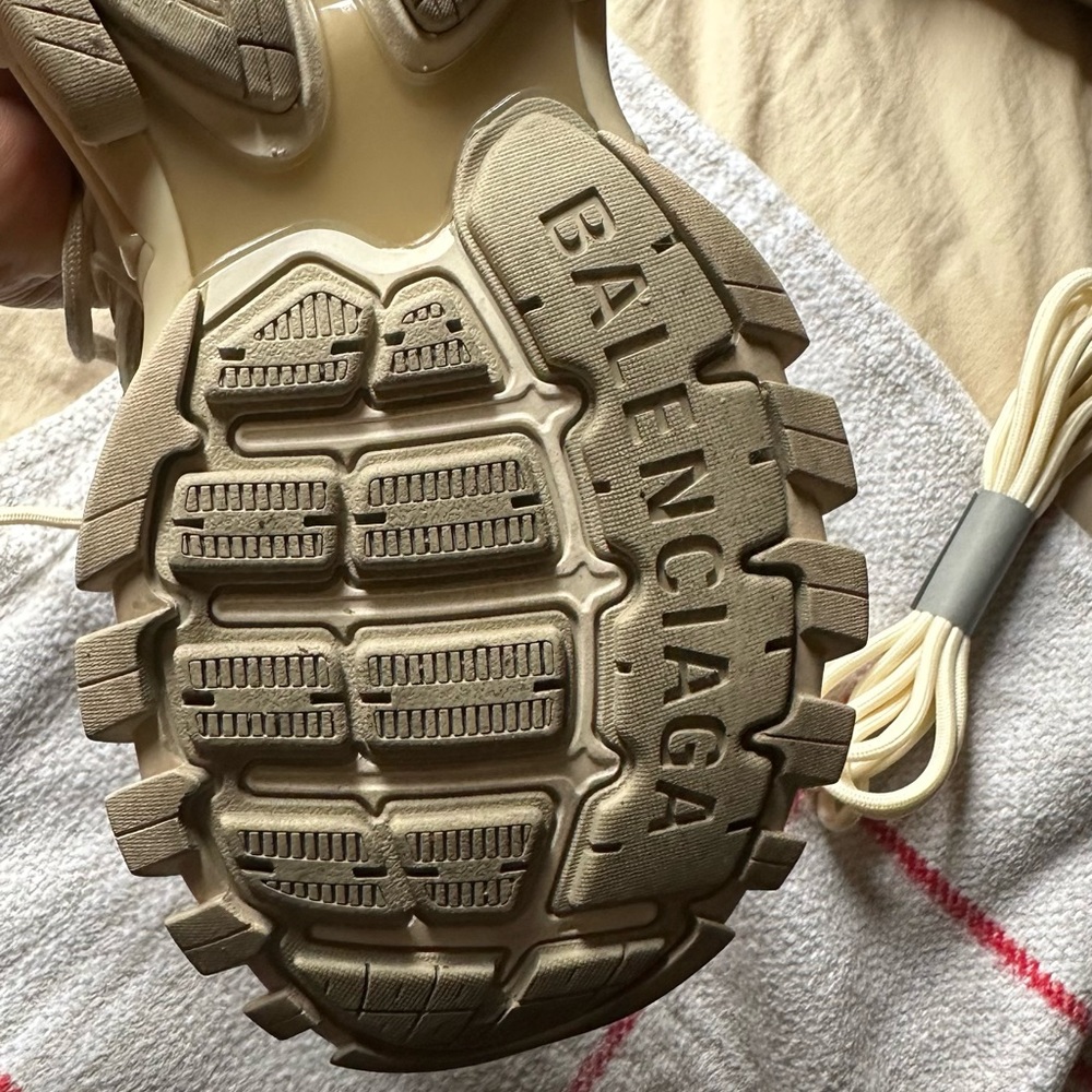 Balenziaga Track 2.0 Sneaker Women Nude color - Picture 5 of 9